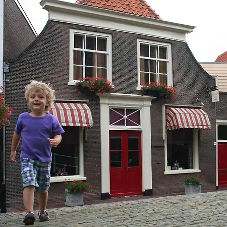 De Emauspoort Hotel