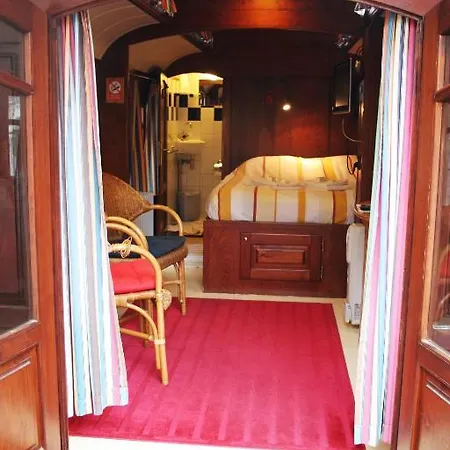 De Emauspoort Hotel