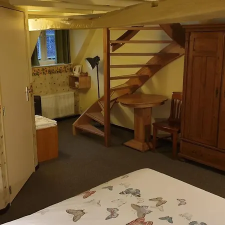De Emauspoort 3* Delft