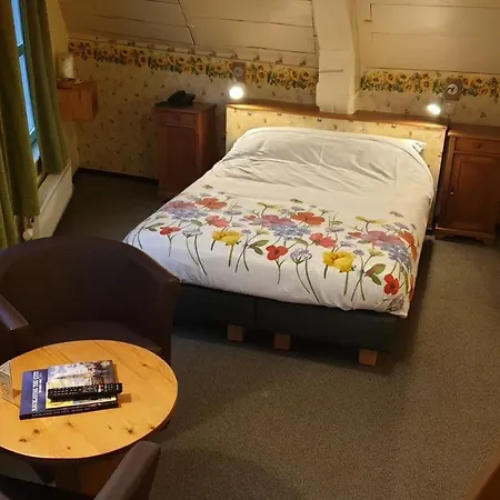 Hotel De Emauspoort
